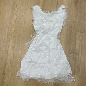Tempo Paris white uneven hem silk mini dress size Medium